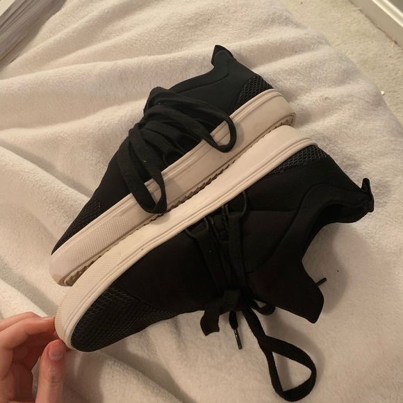 Steve Madden Black Sneakers - Picture 2 of 4